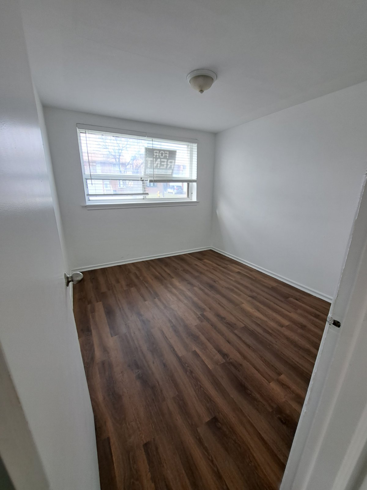 2 Bedroom Apartment for Rent - 1047 Victoria Park Avenue, Scarborough, ON 3