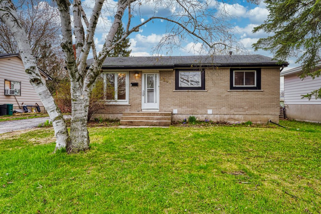2 Bedroom Private Suite for Rent - 1344 Waverley Crescent, Kingston, ON 2