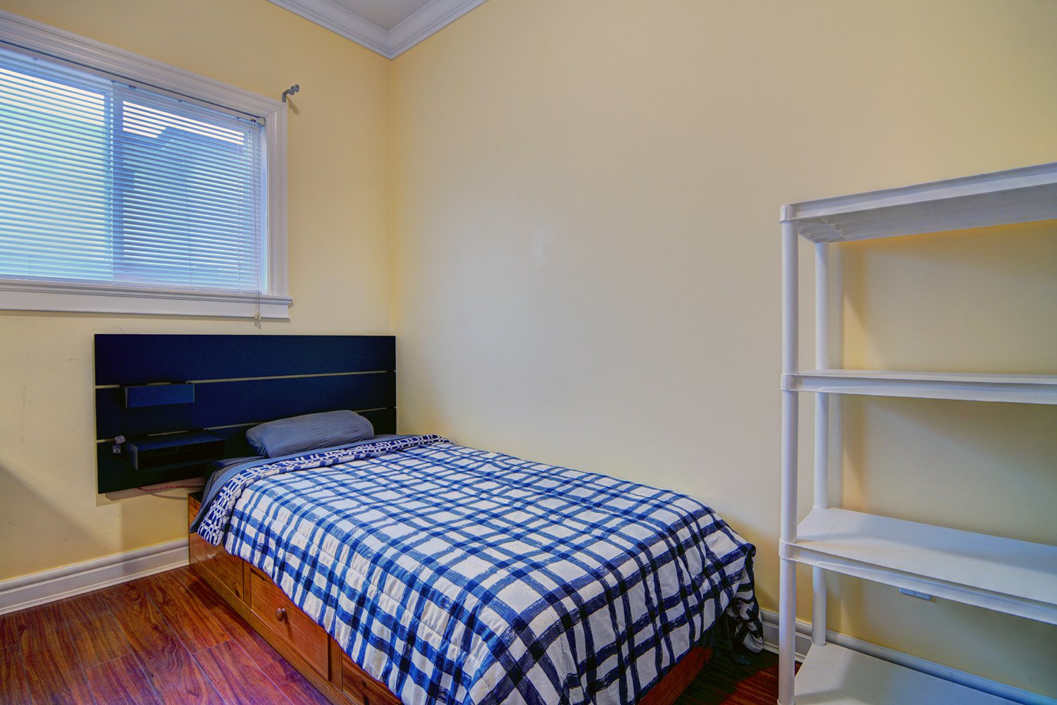 Room in House for Rent - Miller Ave, Burnaby, BC 2