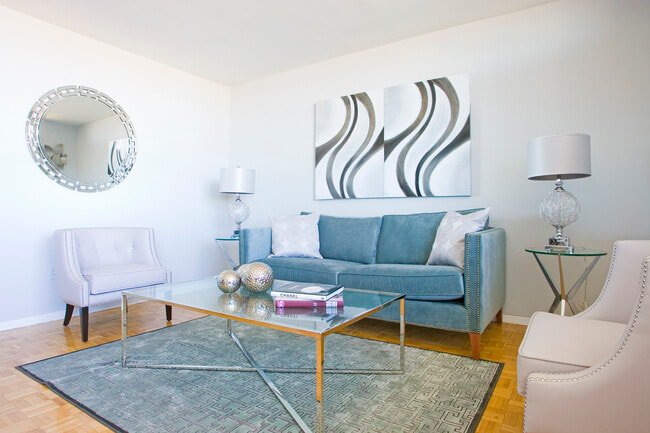 2 Bedroom Apartment for Rent - 3000 Dufferin Street, Toronto, ON 4