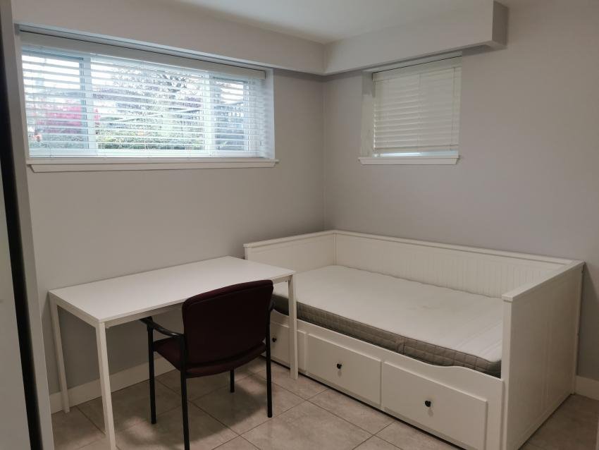 Room in House for Rent - E 55th Ave, Vancouver, BC 3