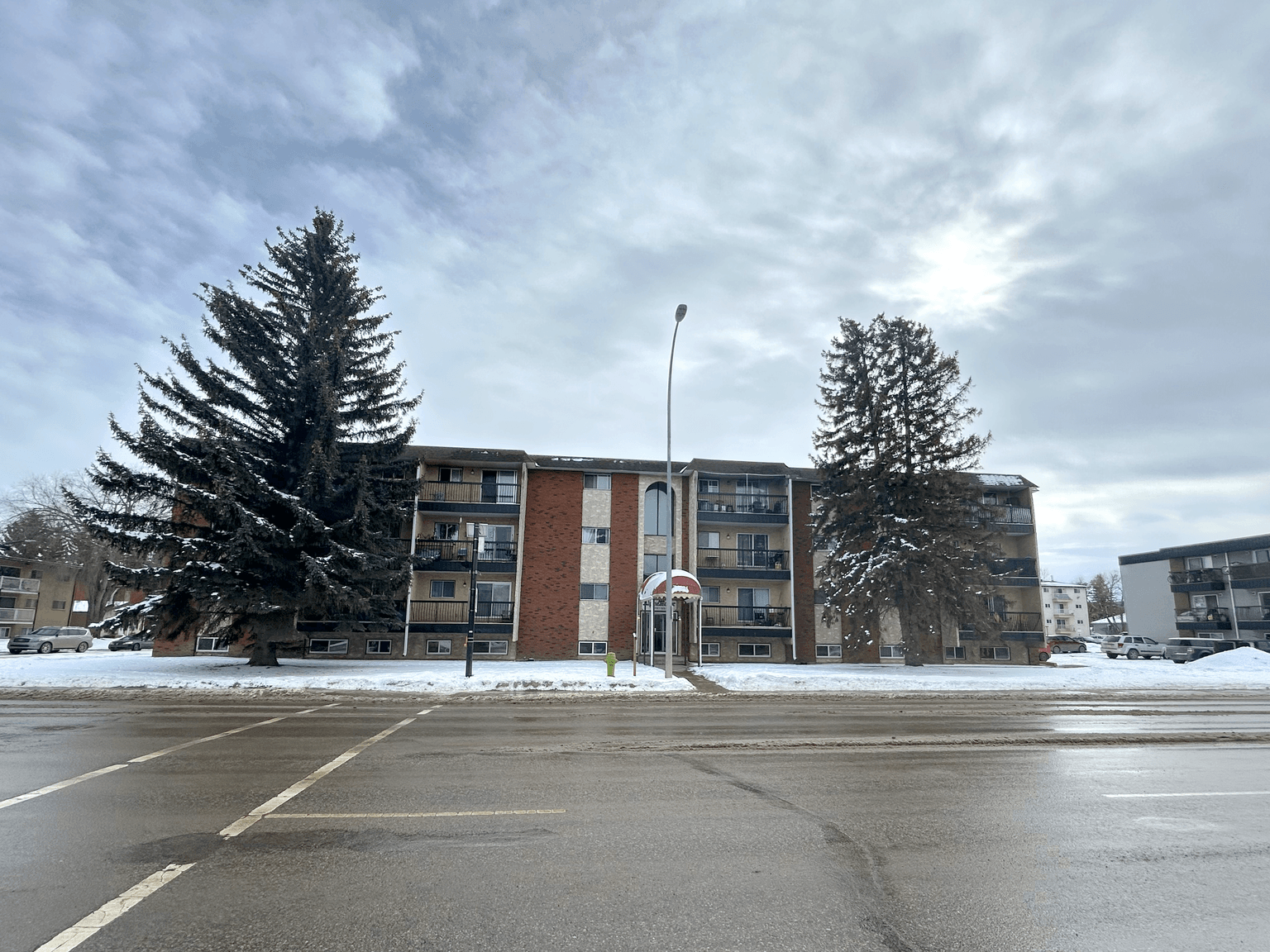2 Bedroom Apartment for Rent - 4721 55 Street, Red Deer, AB 3