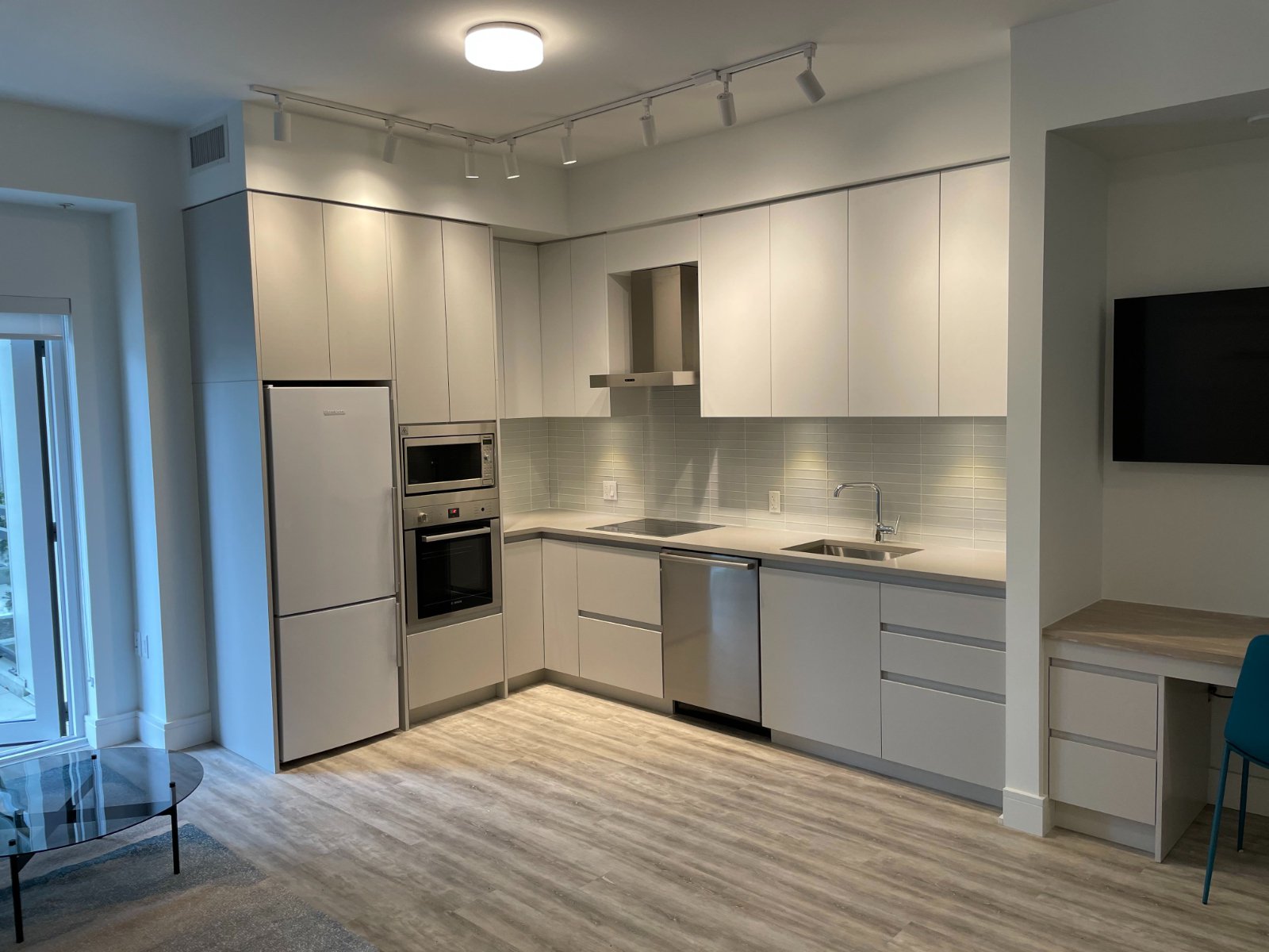 Studio Apartment for Rent - 1988 Wylie St, Vancouver, BC 5