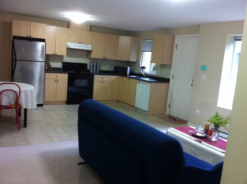 2 Bedroom Basement Suite for Rent - North Rd, Coquitlam, BC 2