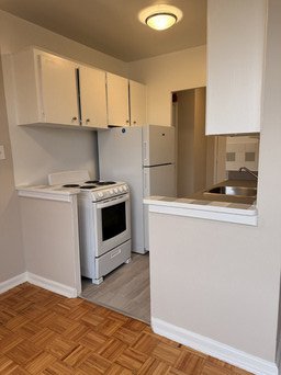 2 Bedroom Apartment for Rent - 2340 Park Towers Avenue, Mississauga, ON 2