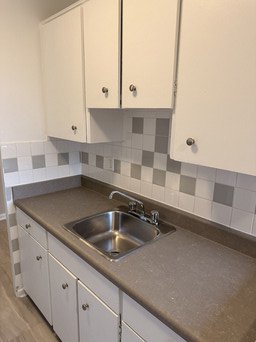 2 Bedroom Apartment for Rent - 2340 Park Towers Avenue, Mississauga, ON 3