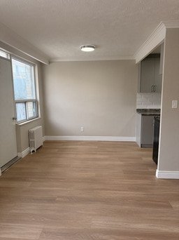 Studio Apartment for Rent - 450 Winona Drive, Toronto, ON 4