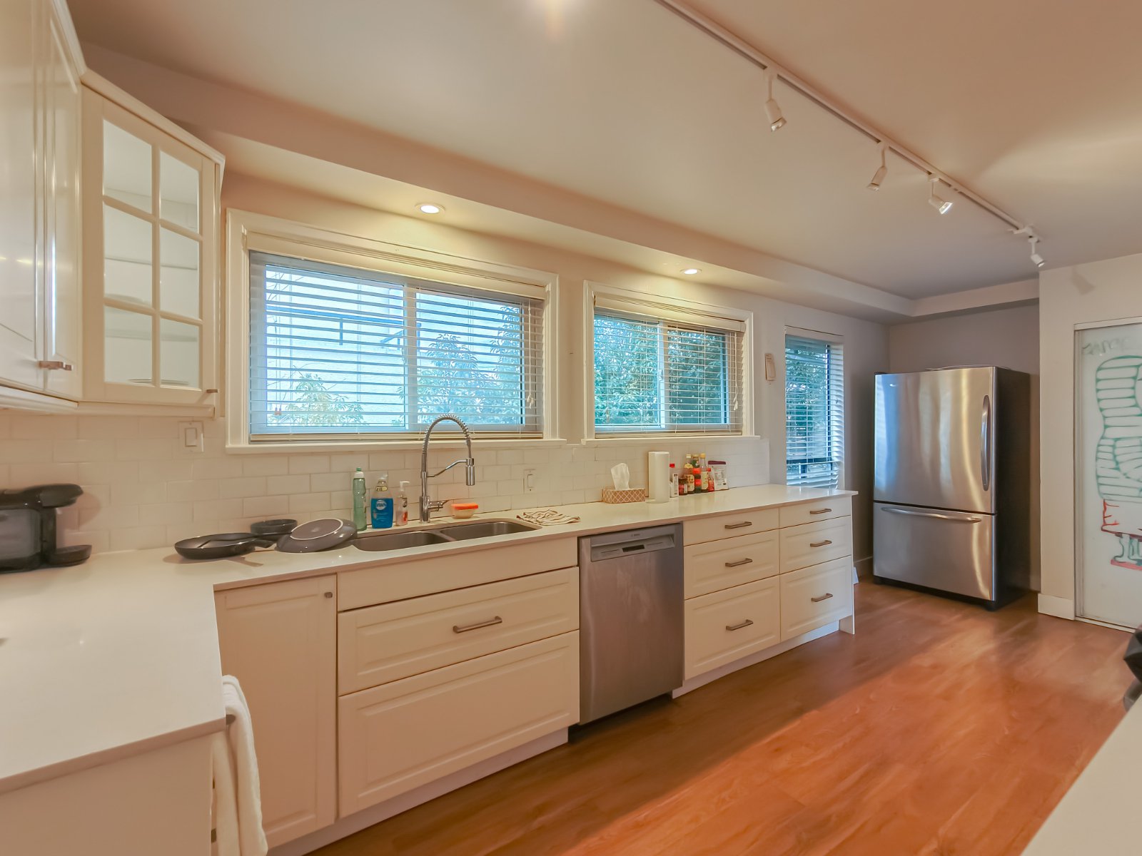 Room in House for Rent - W 26th Ave, Vancouver, BC 2