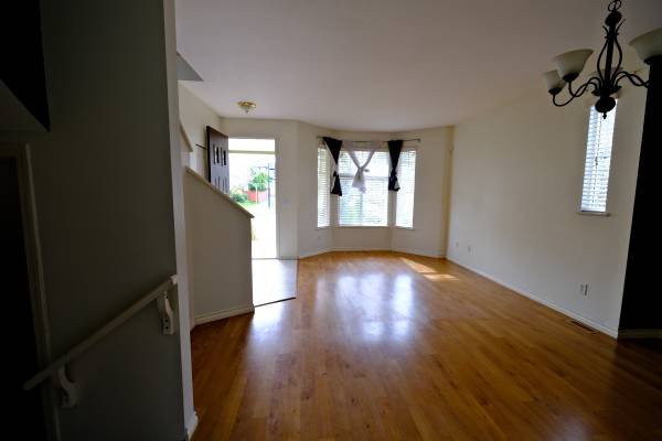 5 Bedroom House for Rent - 67A Ave, Surrey, BC 2