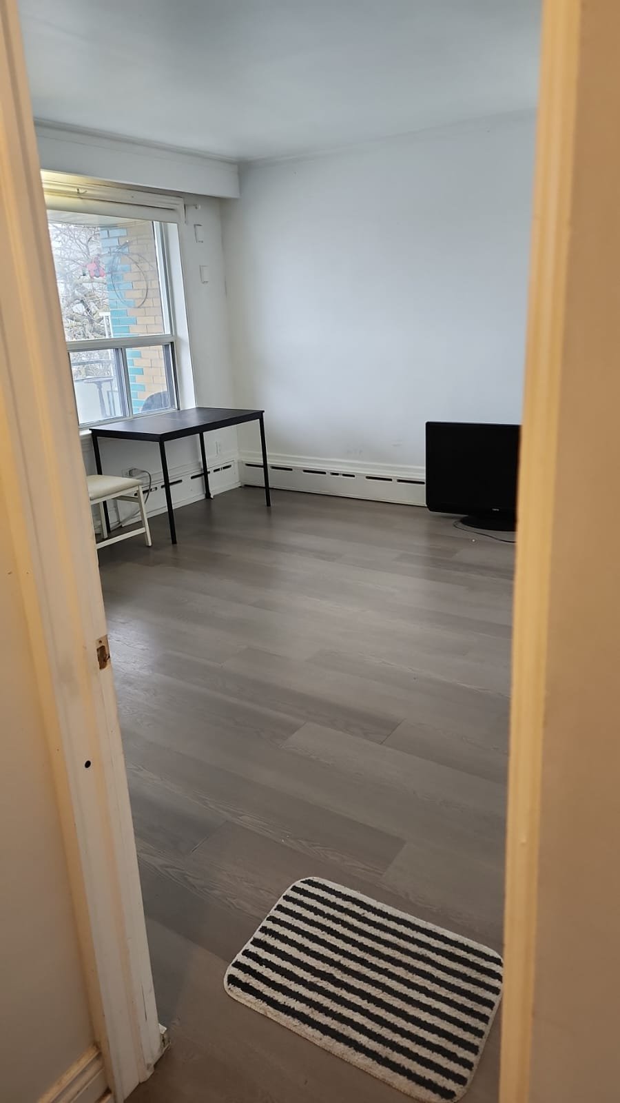 Room in Apartment for Rent - 3873 Bathurst St, York, ON 2