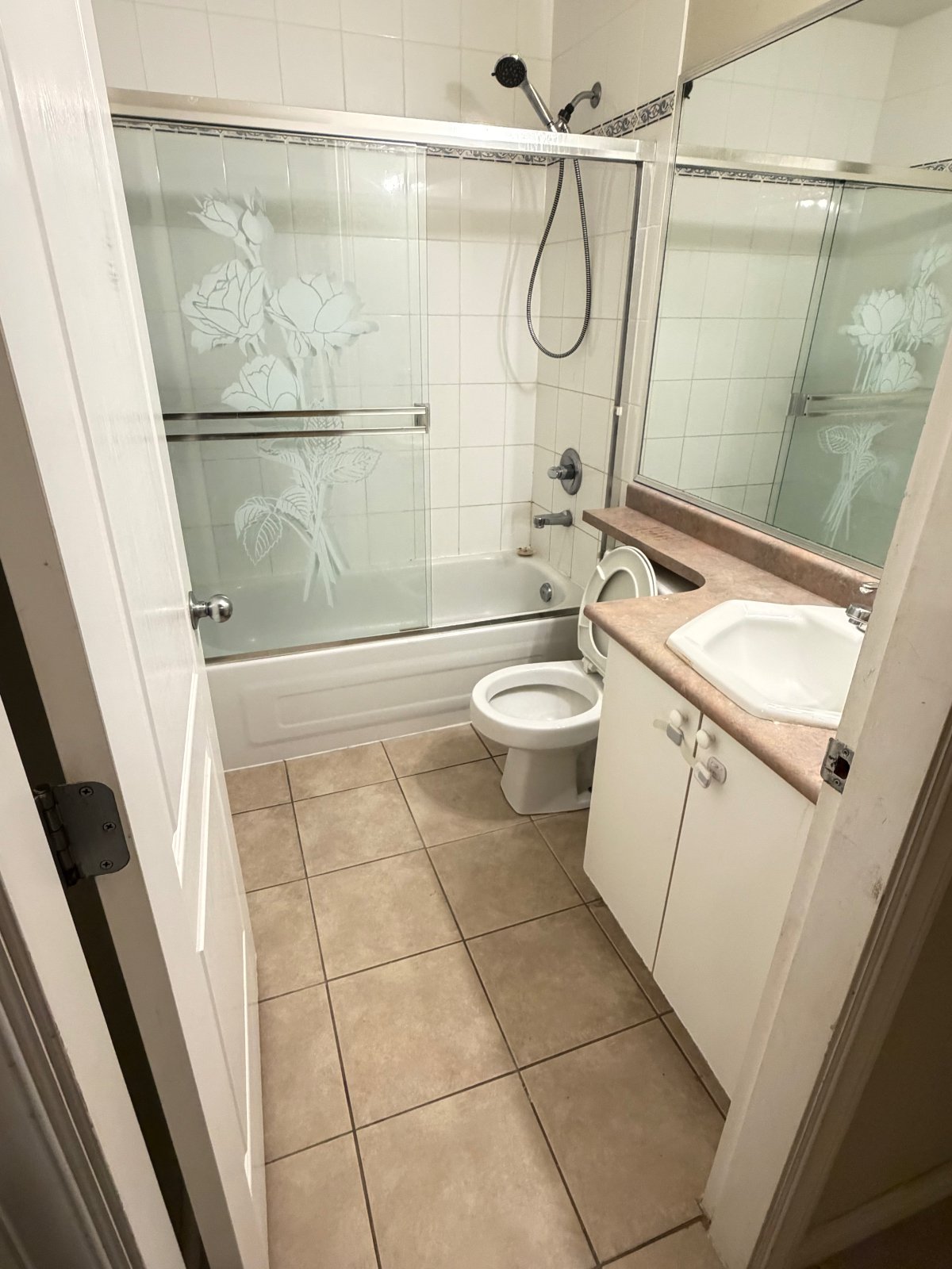 2 Bedroom Basement Suite for Rent - 4125 Alice St, Vancouver, BC 3