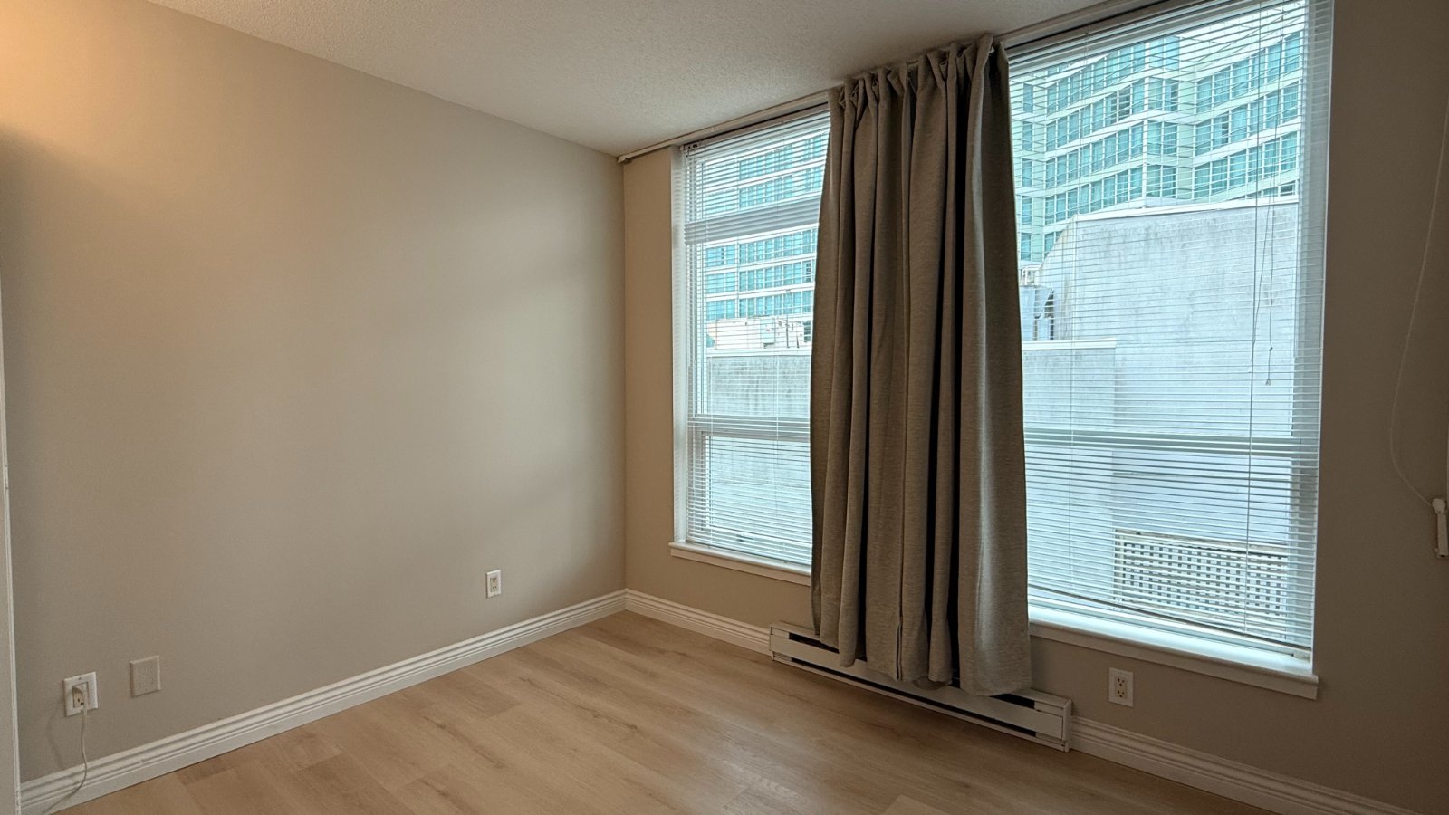 2 Bedroom Apartment for Rent - 6028 Willingdon Ave, Burnaby, BC 4