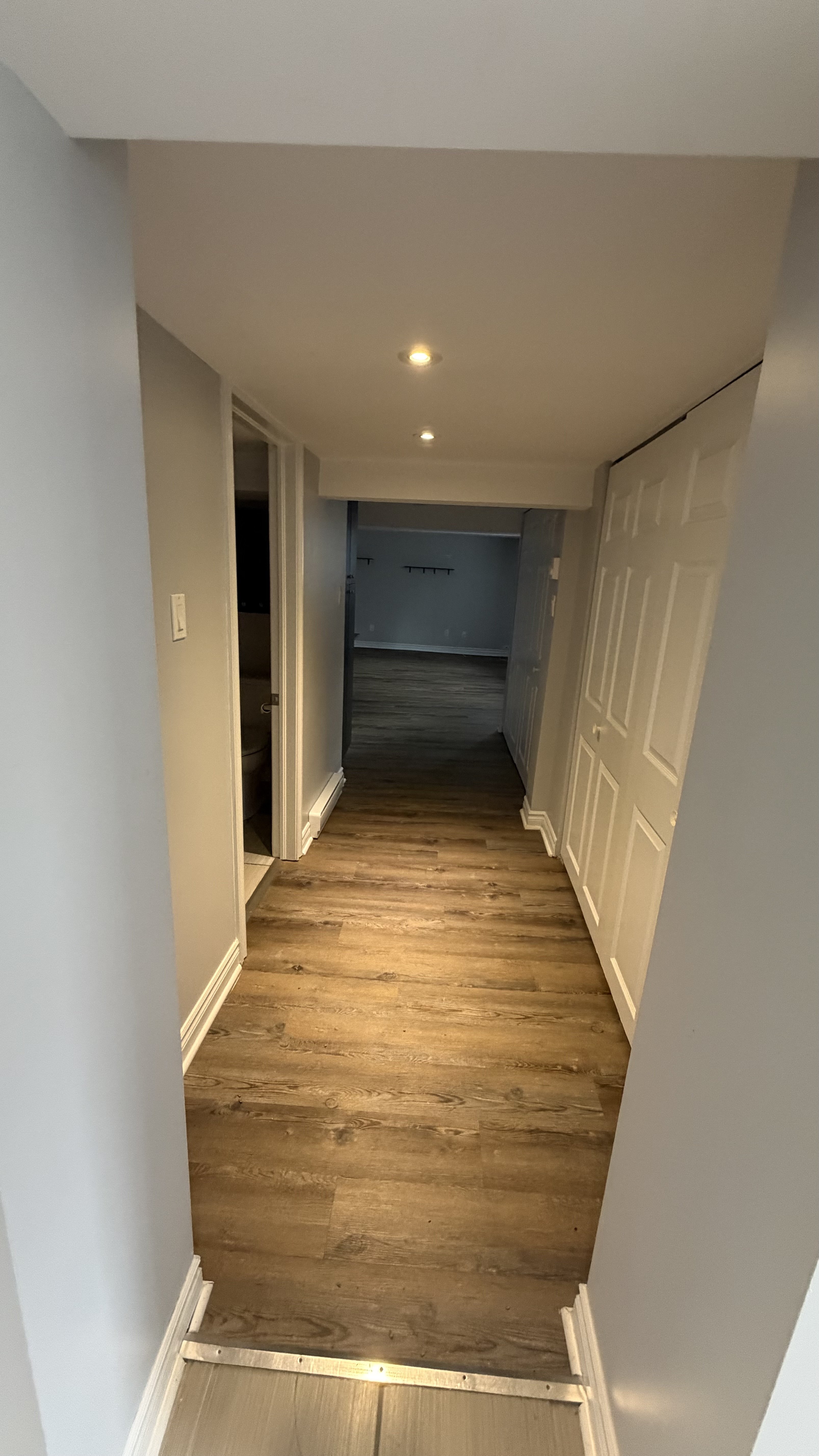 Studio Apartment for Rent - 36 Rue Archambault, Gatineau, QC 5