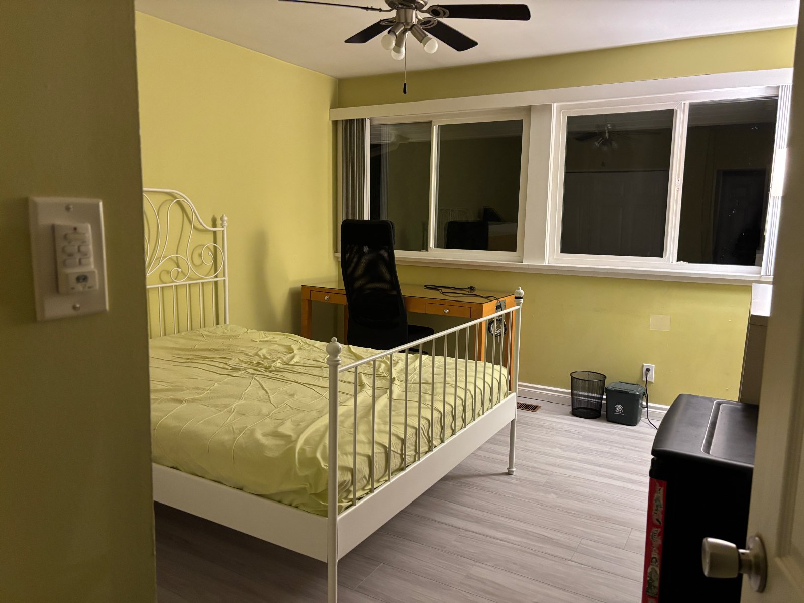 Room in House for Rent - 5383 Barker Ave, Burnaby, BC 4