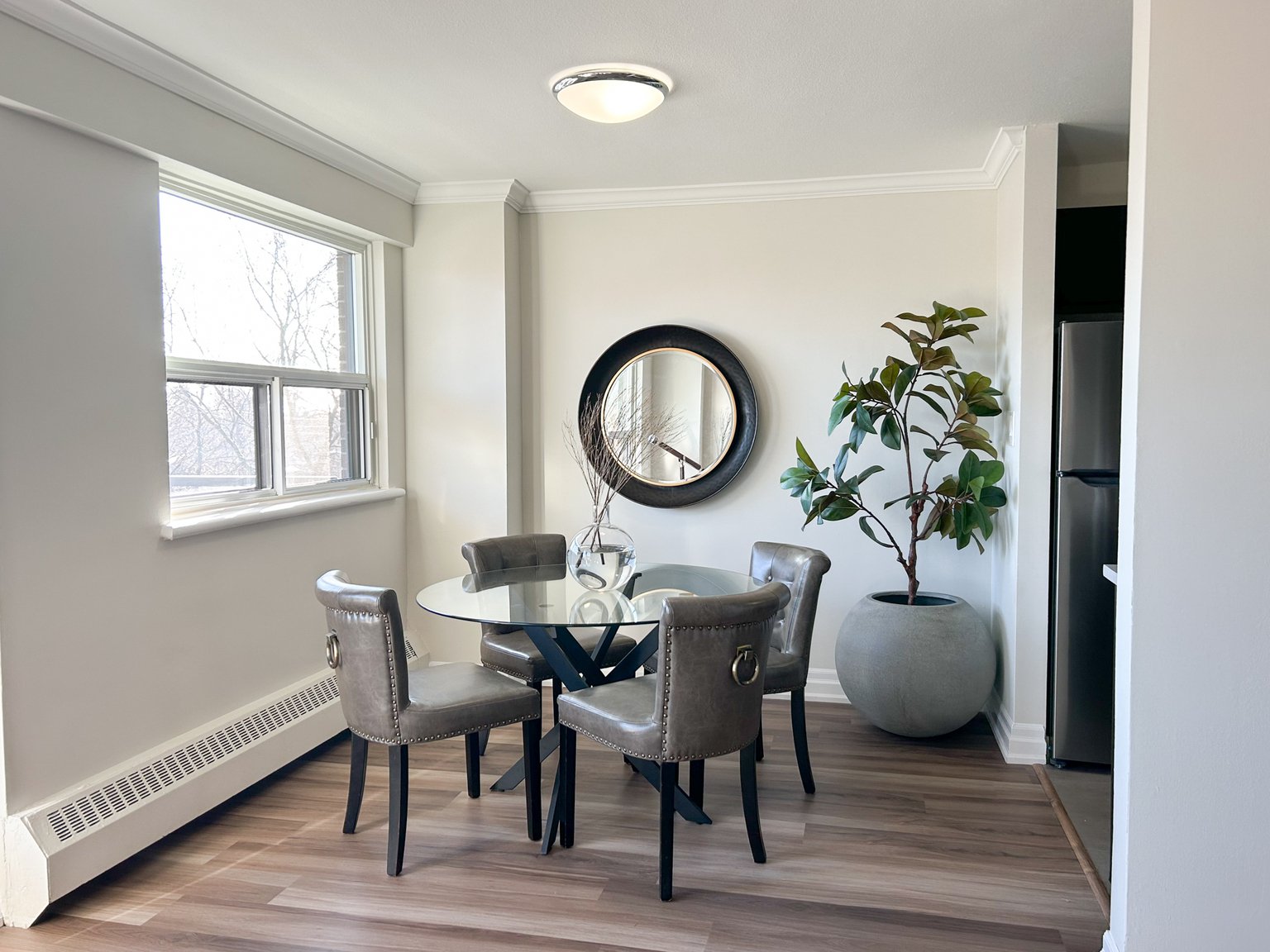2 Bedroom Apartment for Rent - 2386 New Street, Burlington, ON 3