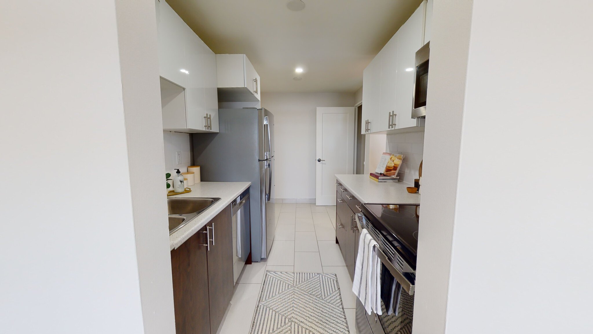 2 Bedroom Apartment for Rent - 961 Wonderland South, London, ON 4