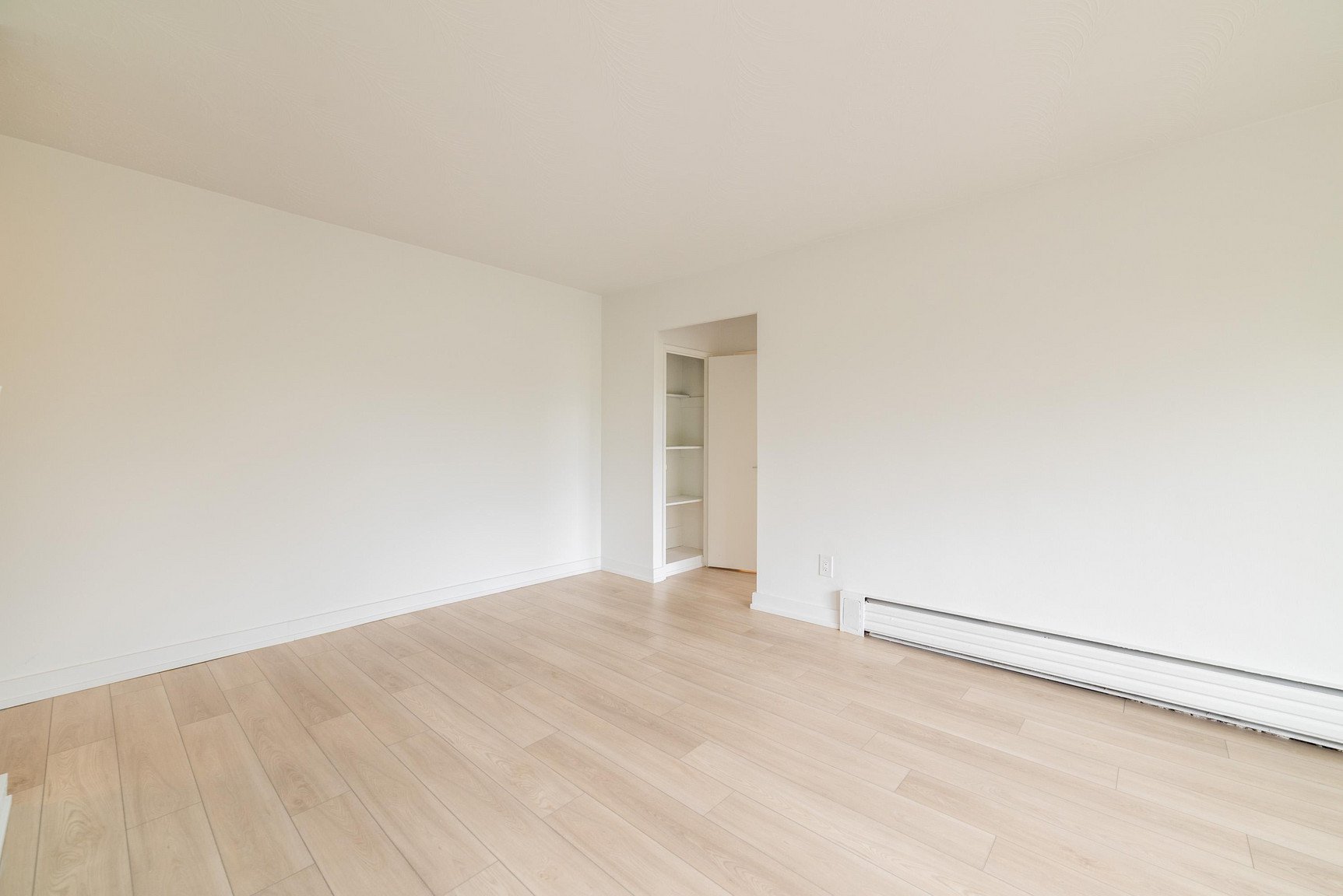 2 Bedroom Apartment for Rent - 157  Pearl Street South, Hamilton, ON 5