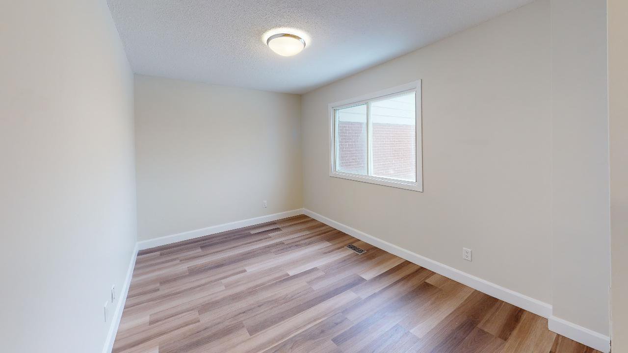 3 Bedroom Apartment for Rent - 1901-1917 Ogilvie Road & 1910-1922 Elmridge Drive, Ottawa, ON 5