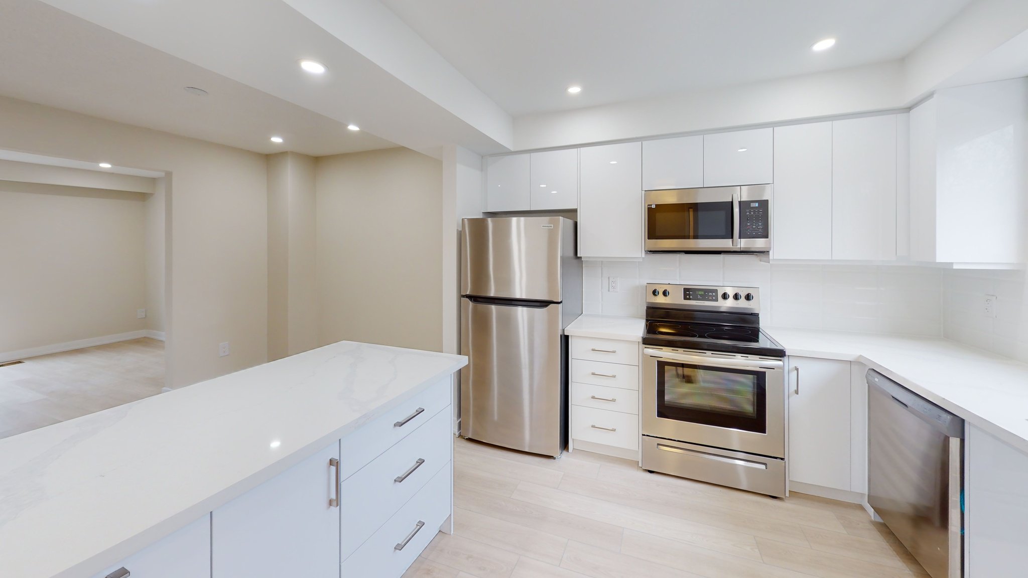 3 Bedroom Apartment for Rent - 25  Tindale Court, Hamilton, ON 2