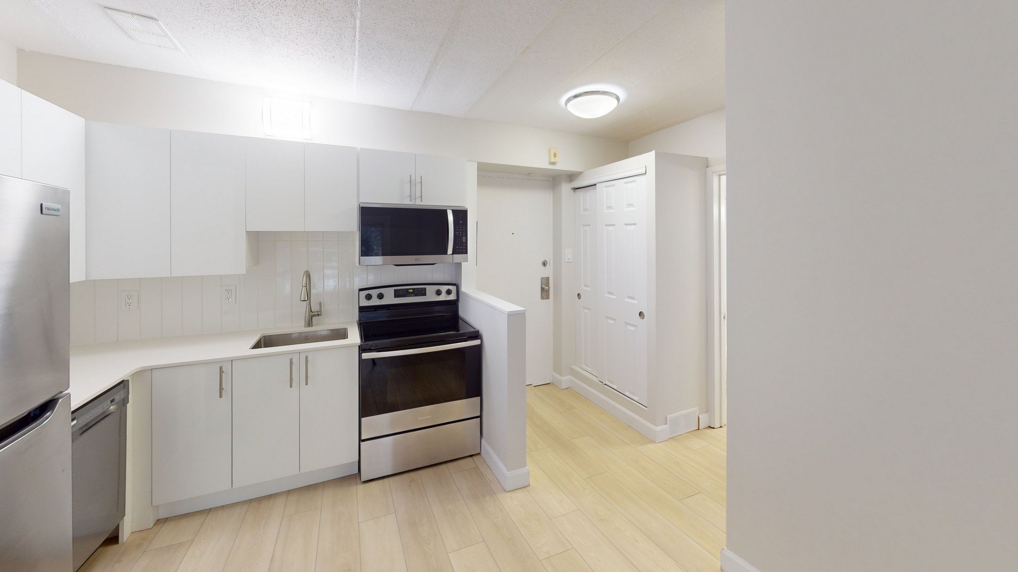 2 Bedroom Apartment for Rent - 348 Zephyr Avenue, Ottawa, ON 2