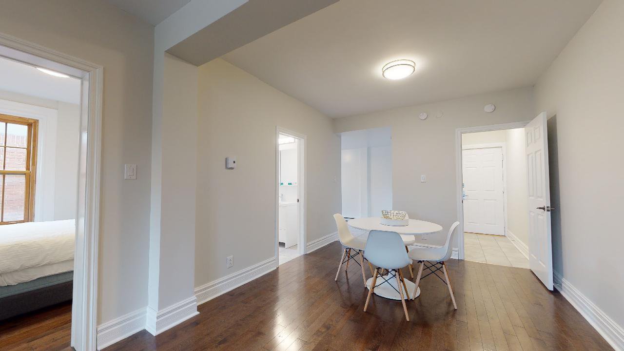 2 Bedroom Apartment for Rent - 4560 rue Sainte-Catherine Ouest, Montreal, QC 5