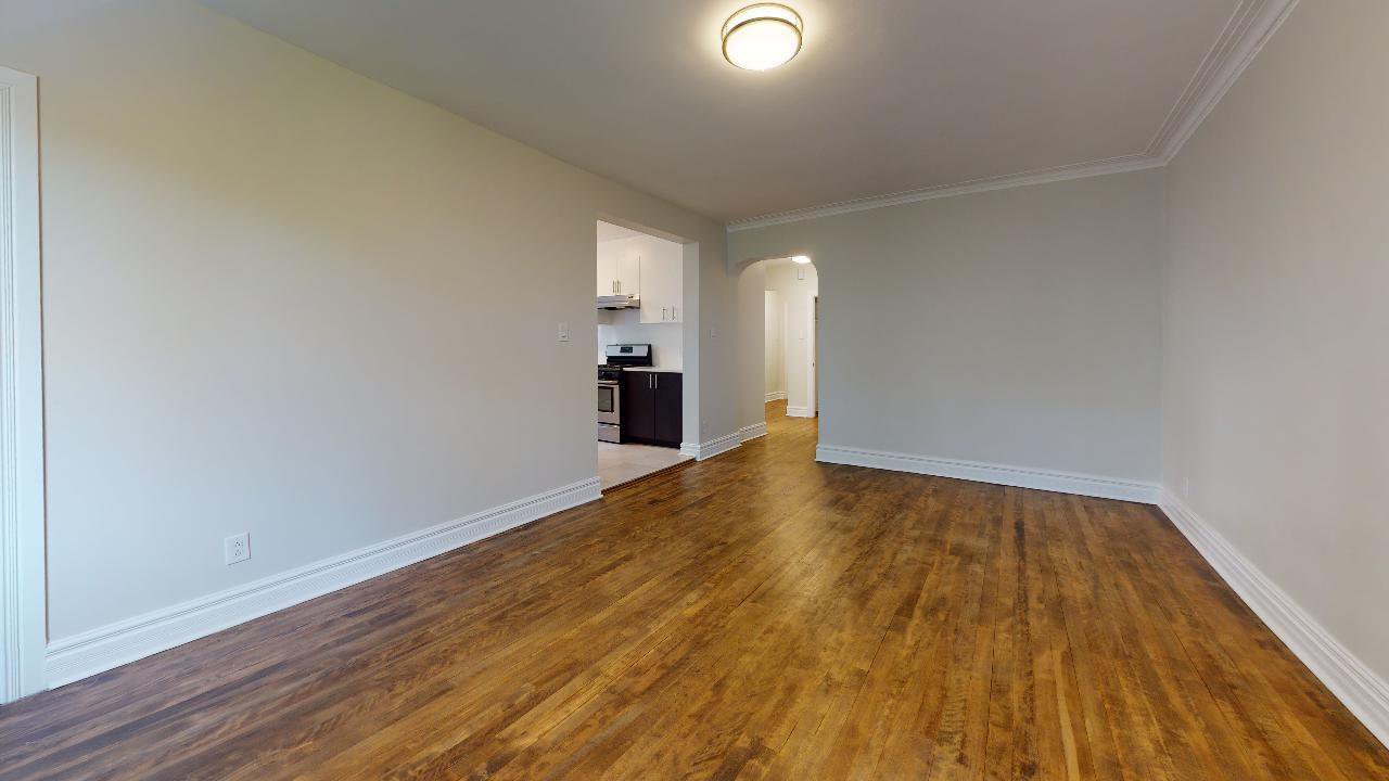 3 Bedroom Apartment for Rent - 5051 avenue Clanranald, Montreal, QC 2