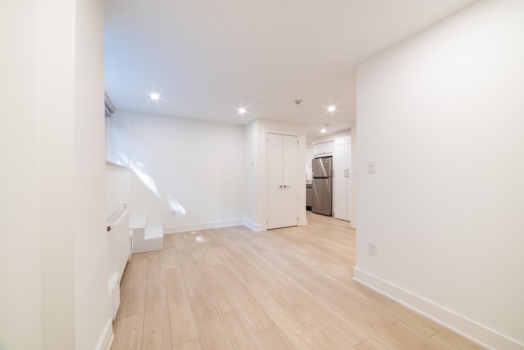 2 Bedroom Apartment for Rent - 765 Browns Line, Etobicoke, ON 3