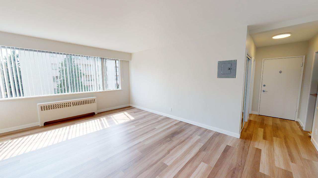 Studio Apartment for Rent - 855 Jervis Street, Vancouver, BC 3