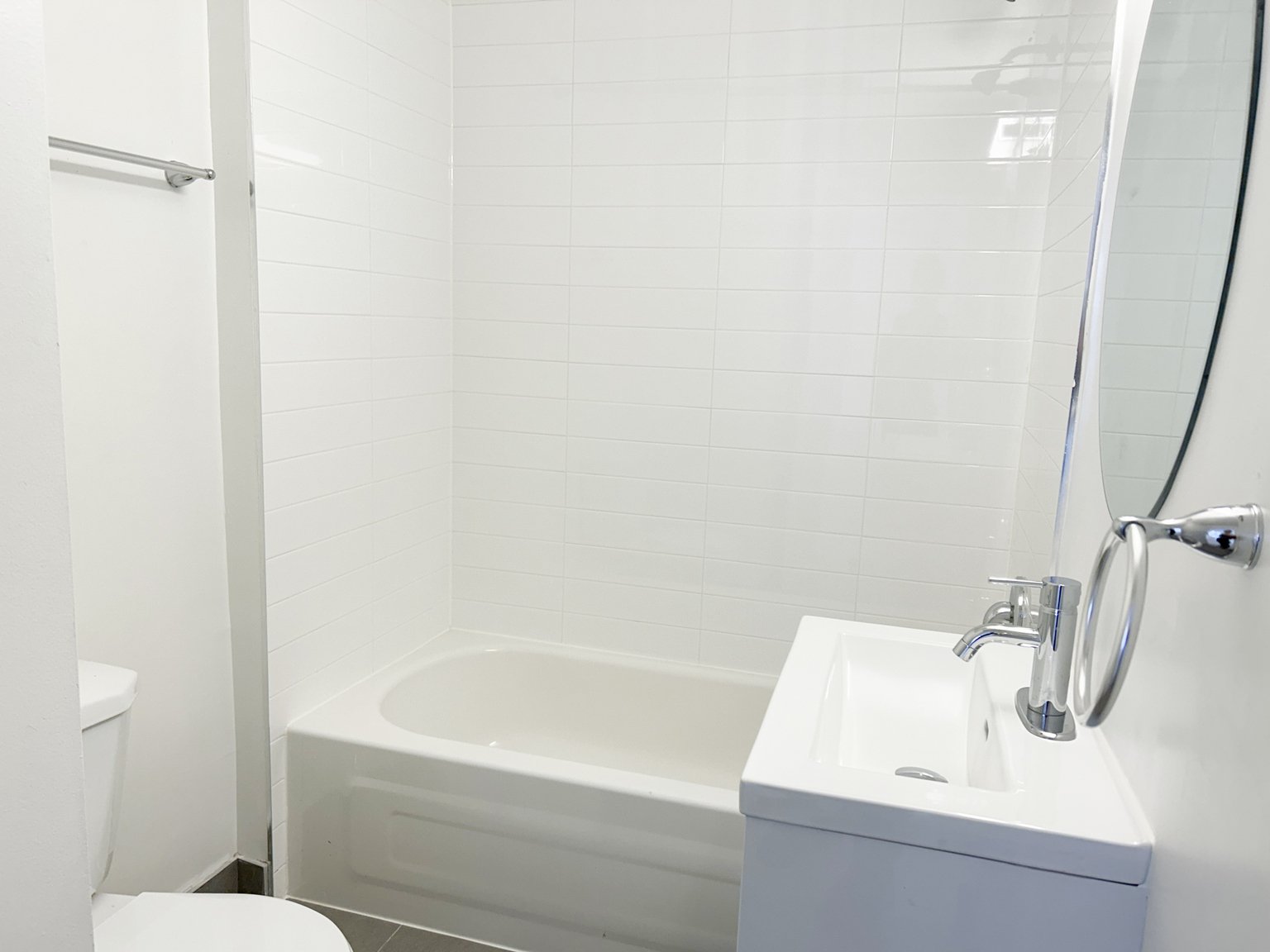 Studio Apartment for Rent - 855 Jervis Street, Vancouver, BC 5