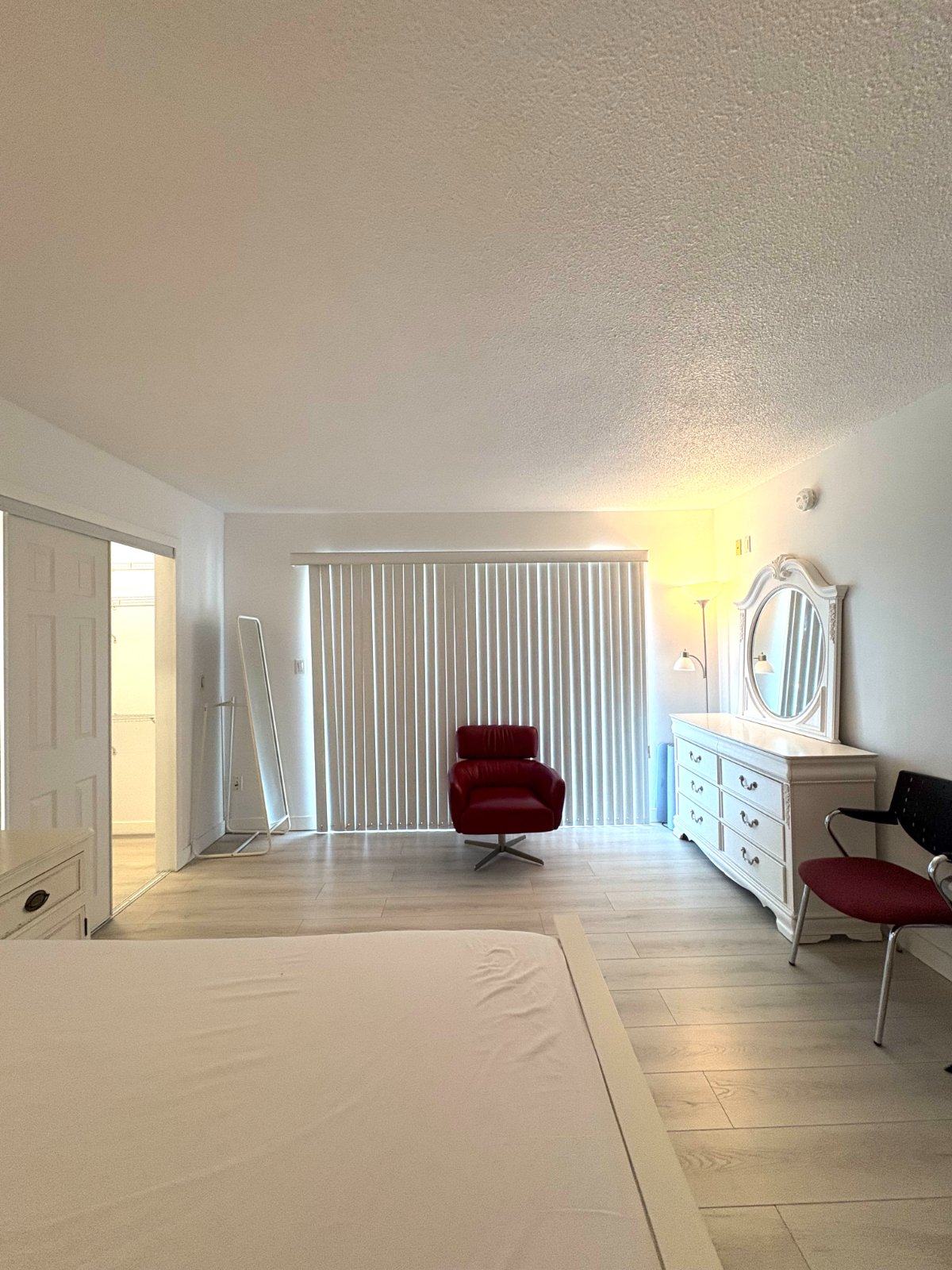 Room in House for Rent - Francis Rd, Richmond, BC 4