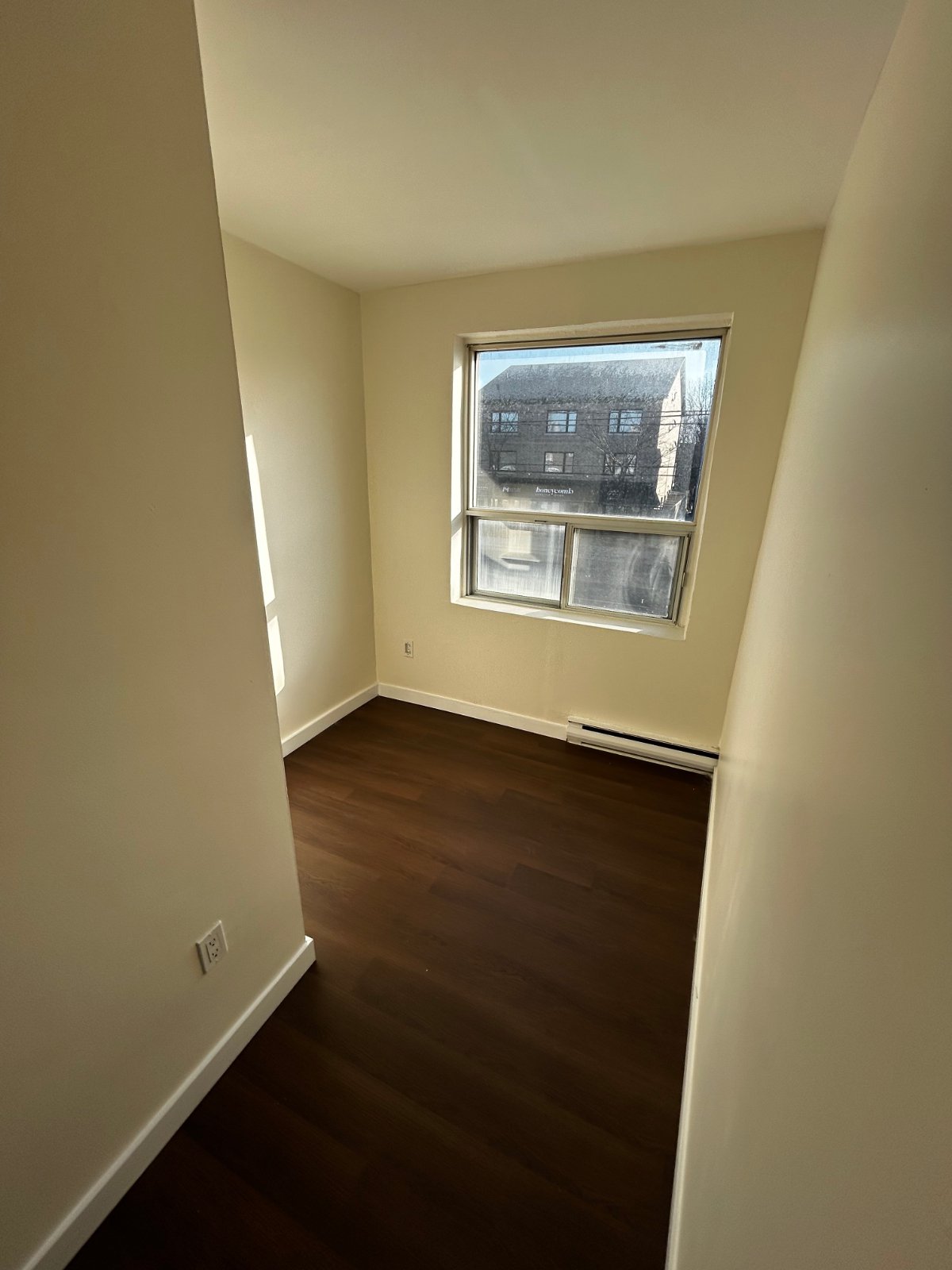 3 Bedroom Apartment for Rent - 598 Marlee Ave, York, ON 4