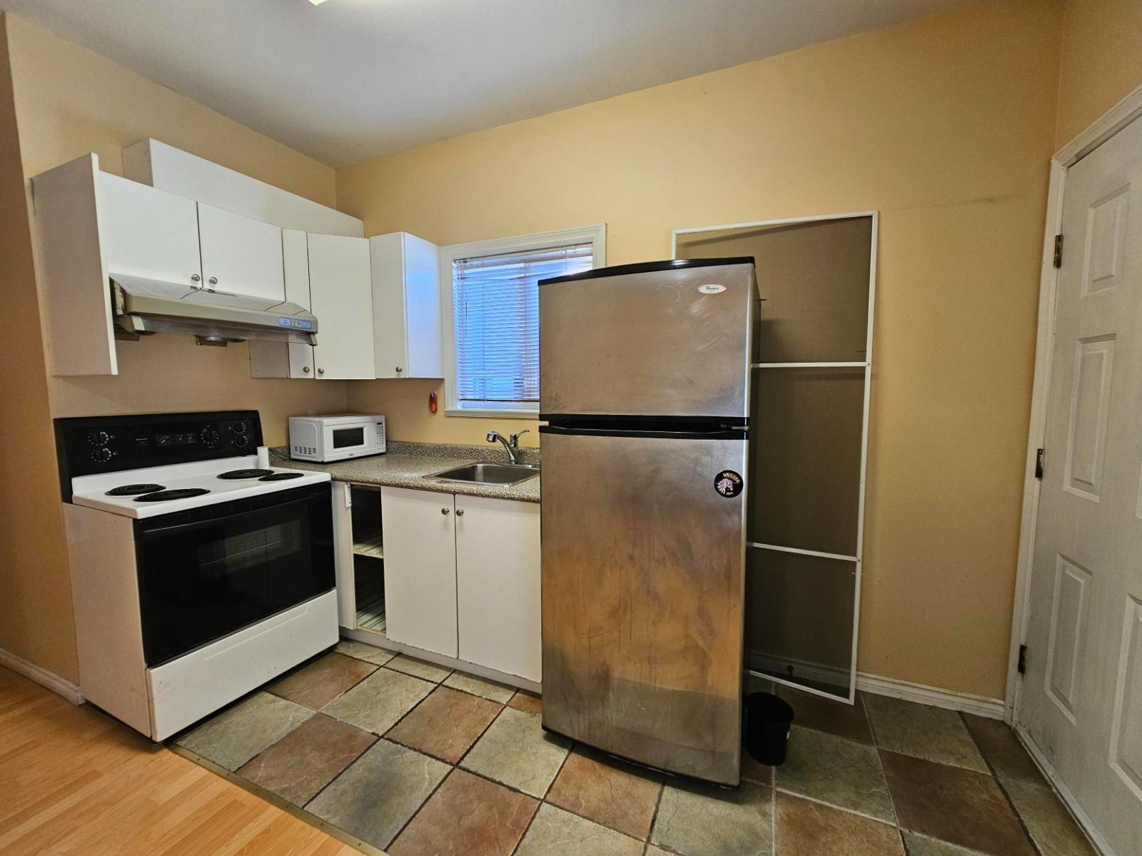 2 Bedroom Basement Suite for Rent - 7091 Nelson Ave, Burnaby, BC 2