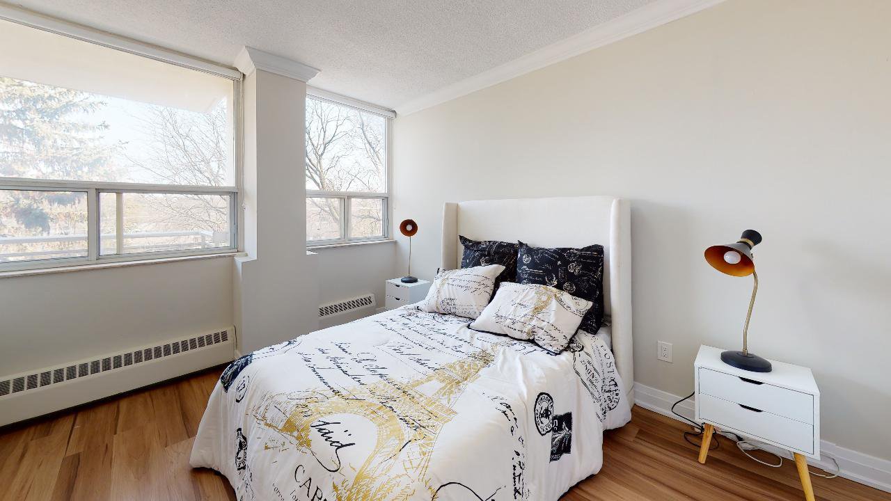2 Bedroom Apartment for Rent - 150 Allan Street, Oakville, ON 3