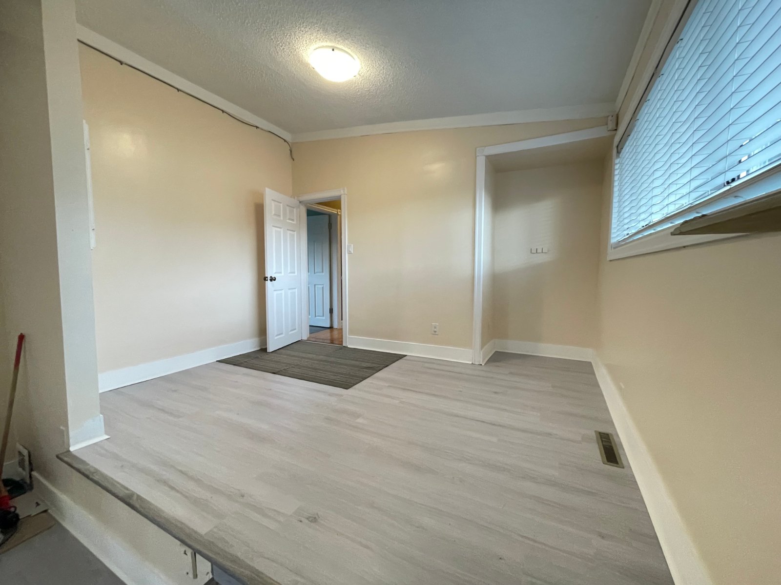 3 Bedroom House for Rent - 11888 221 St, Maple Ridge, BC 5
