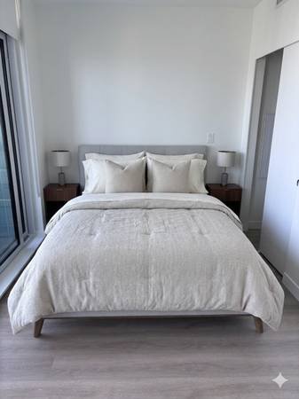 Studio Apartment for Rent - 6078 Wilson Ave, Burnaby, BC 5