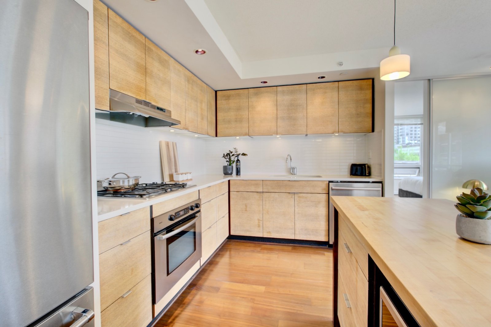 2 Bedroom Apartment for Rent - 1055 Homer Street, Vancouver, BC 5
