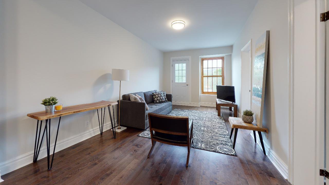 2 Bedroom Apartment for Rent - 4560 rue Sainte-Catherine Ouest, Montreal, QC 3