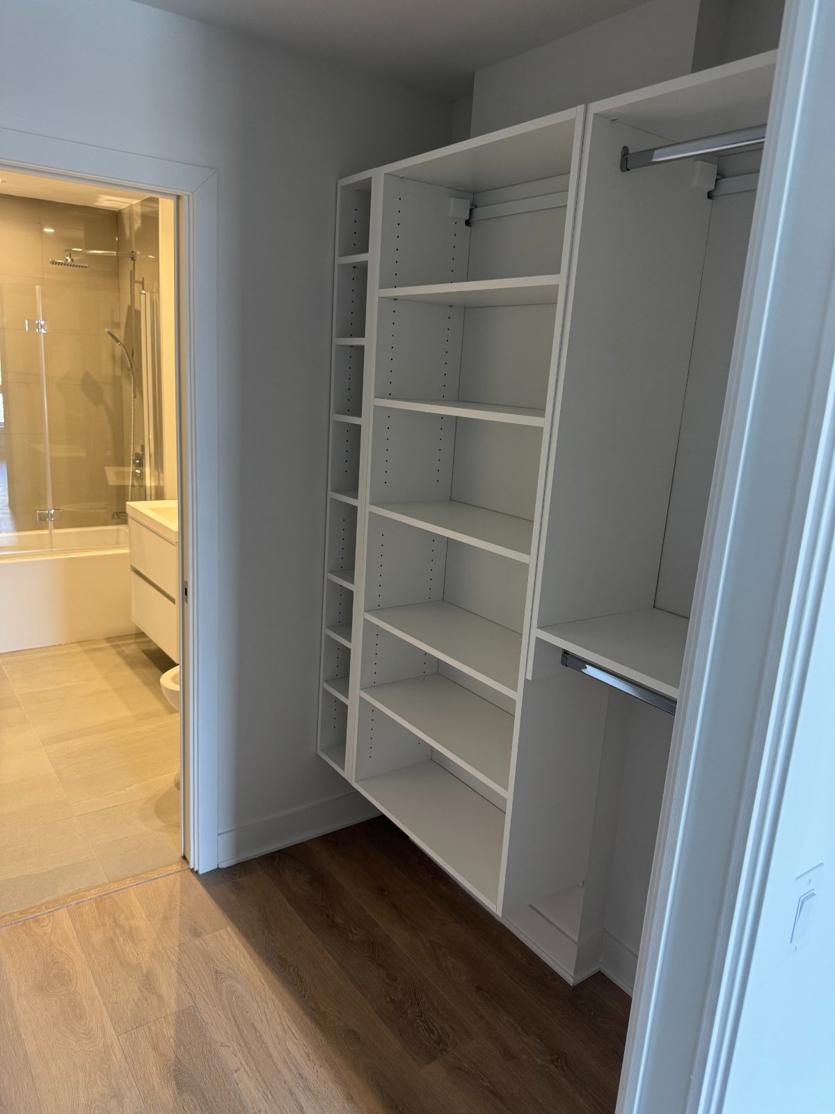 2 Bedroom Apartment for Rent - 9280 Avenue Dubuisson, Montréal, QC 5