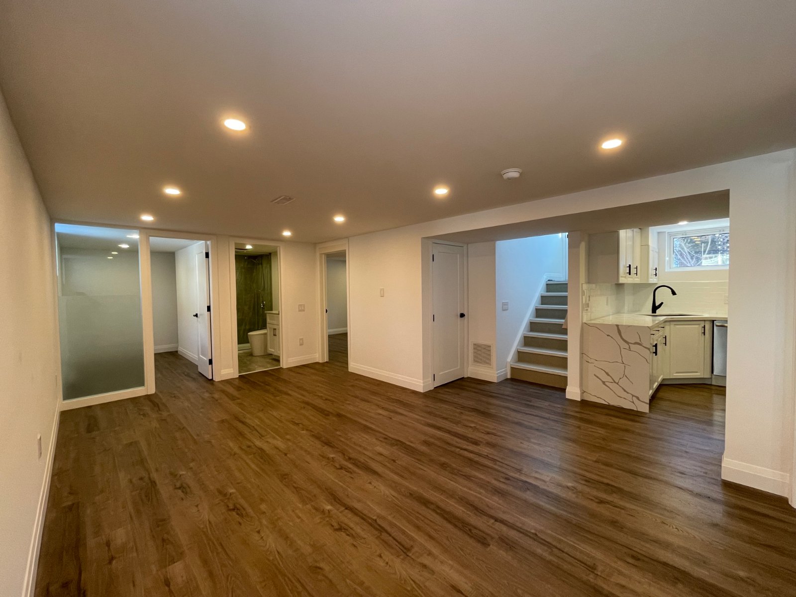 3 Bedroom Apartment for Rent - 551 Oakwood Ave, Oshawa, ON 4