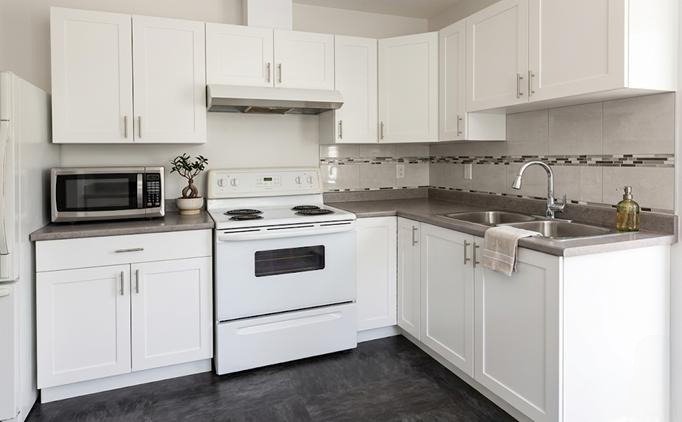 2 Bedroom Garden Suite for Rent - 72 Ave, Delta, BC 3