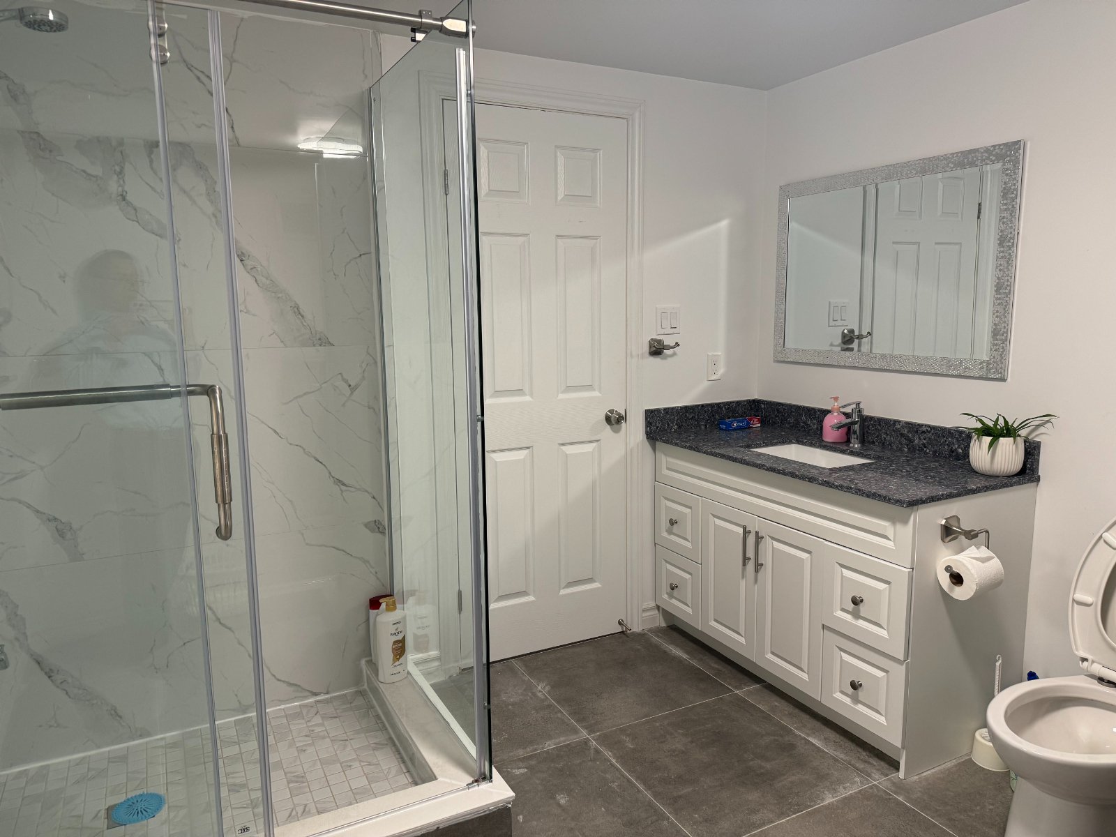 2 Bedroom Garden Suite for Rent - Brookside Rd, Richmond Hill, ON 5