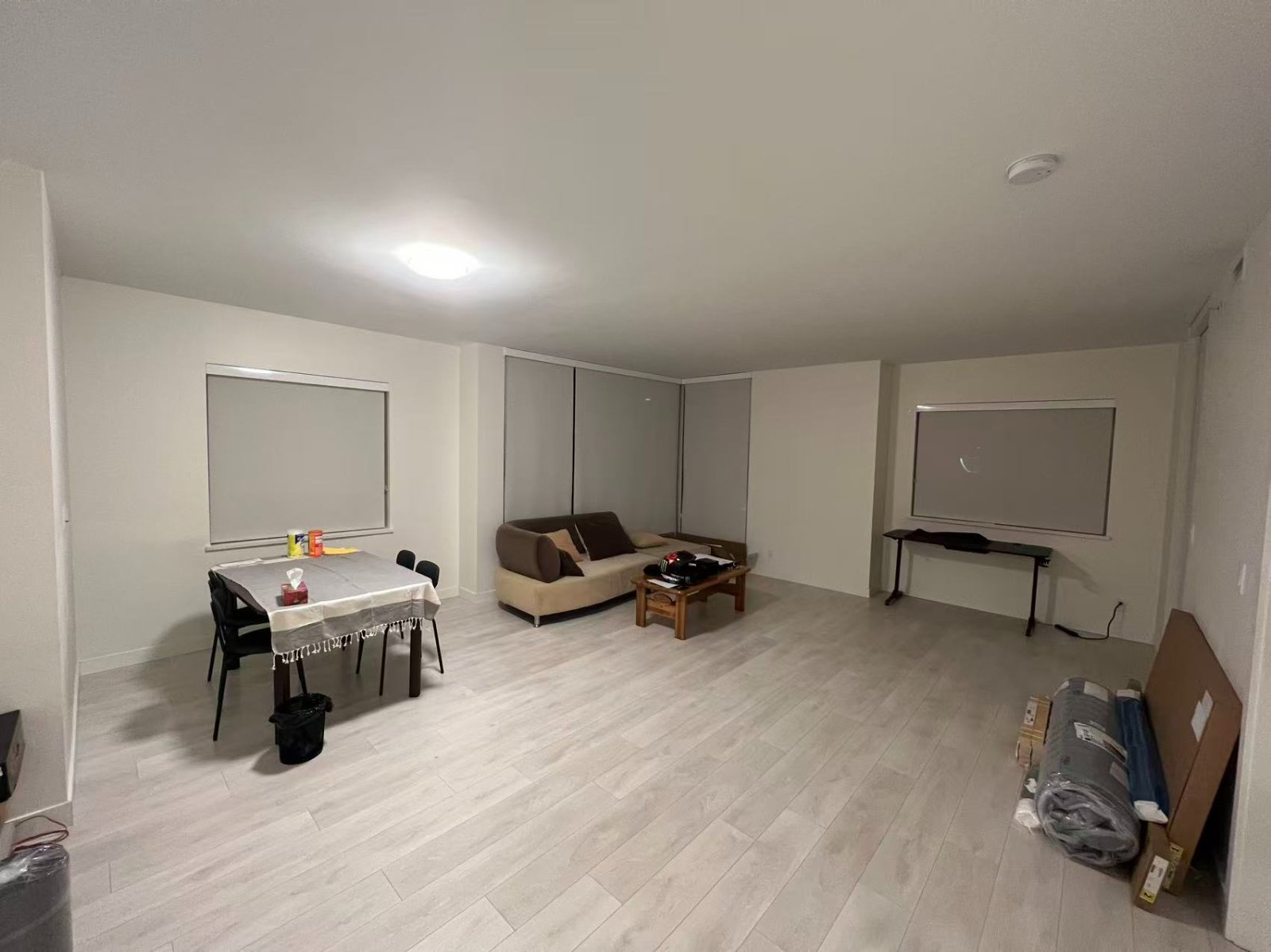 Room in Apartment for Rent - 13318 104 Ave, Surrey, BC 2