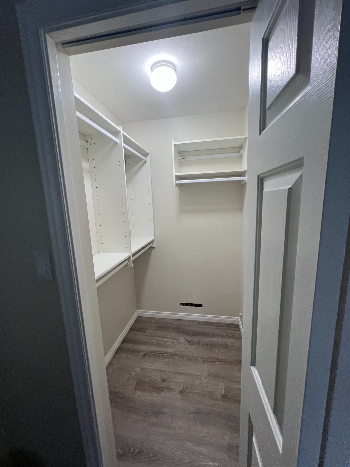 Room in House for Rent - Colbeck Rd, Richmond, BC 5