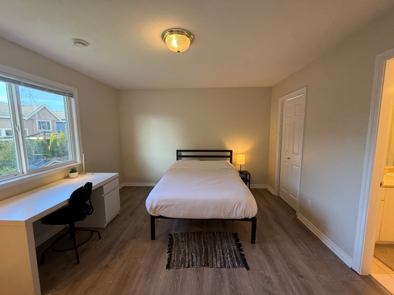 Room in House for Rent - Colbeck Rd, Richmond, BC 3