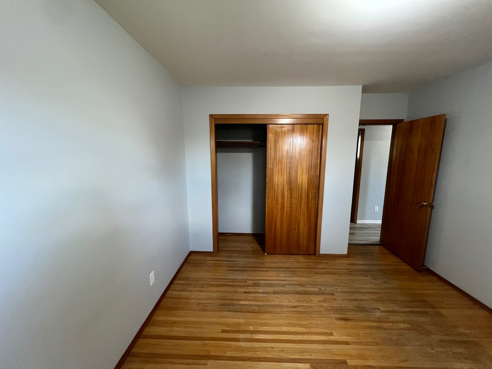 3 Bedroom Private Suite for Rent - 92 St NW, Edmonton, AB 5
