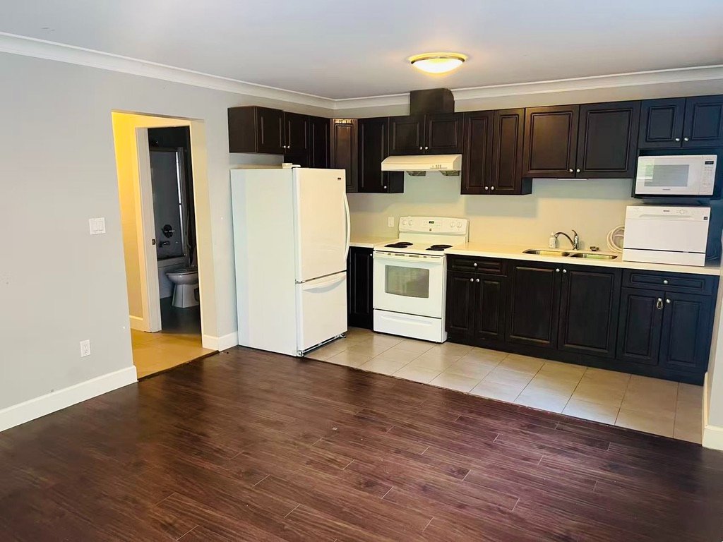 2 Bedroom Basement Suite for Rent - 8230 Manson Dr, Burnaby, BC 2