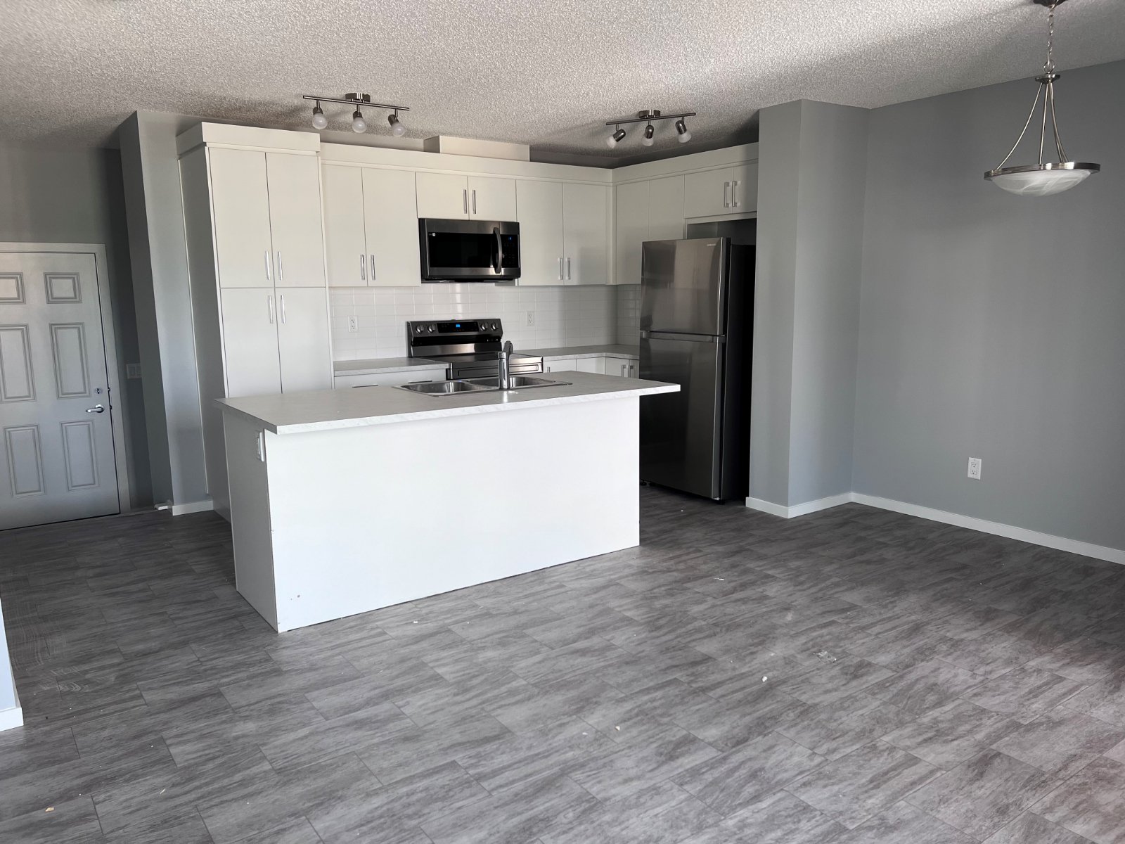 3 Bedroom Townhouse for Rent - 20627 21 Ave NW, Edmonton, AB 3