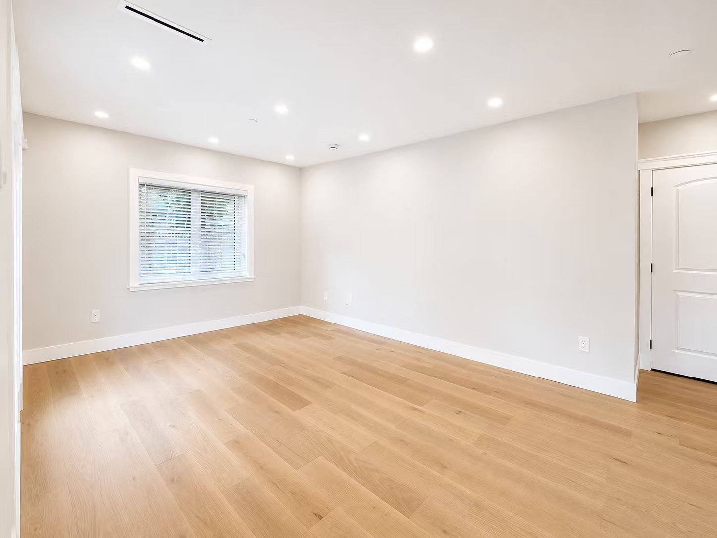 3 Bedroom House for Rent - MacDonald St, Vancouver, BC 3
