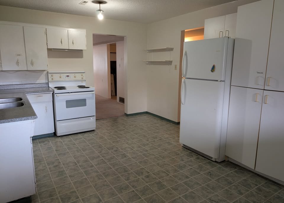 3 Bedroom Private Suite for Rent - Seaport Ave, Richmond, BC 3
