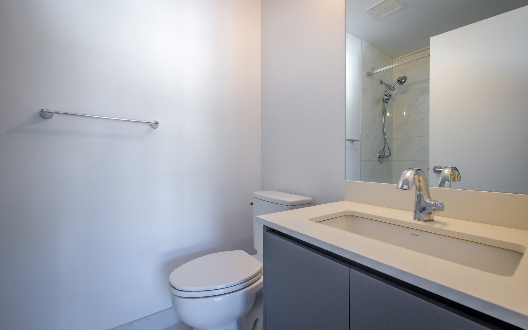 3 Bedroom Apartment for Rent - 2590 Lonsdale Ave, North Vancouver, BC 4